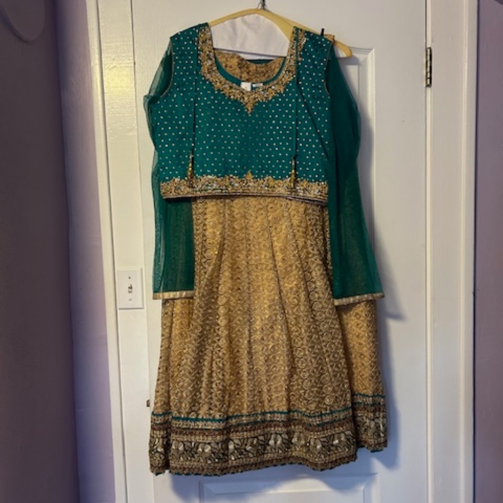 Indian Wedding Attire set- Top, skirt and Sari